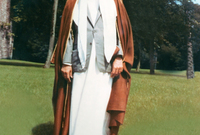 ولد في عام 1913، وحكم المملكة العربية السعودية في 25 مارس 1975 حتى 13 يونيو 1982
