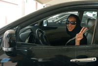 كانت السعودية الدولة الوحيدة في العالم التي تمنع قيادة النساء للسيارات حتى العام الماضي 