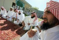 السعودية أحد الدول القليلة للغاية التي تبلغ نسبة المسلمين بها %100 من مجموع السكان