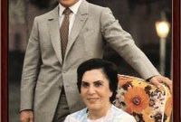 مع ابنها الملك الحسين بن طلال