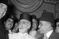 وبعد سنة وبضعة أشهر من الاستقلال اتخذ المجلس القومي التأسيسي بقيادة بورقيبة قرارًا بإلغاء النظام الملكي بتونس وإعلان النظام الجمهوري في يوم 25 يوليو 1957
