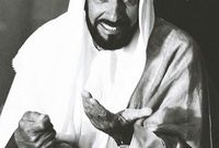 كما قام بعمل شبكة طرق كبيرة وضخمة في الإمارات يسرت على المواطن الإماراتي التنقل والسفر عبر الأحياء والمناطق المختلفة بها
