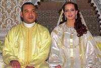 تزوجت الملك في حفل زواج خاص عام 2002
