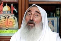 كان صاحب منبرًا شهيرًا في مسجد العباس بحي الرمال بغزة حيث ألهب مشاعر المصلين بعد نكسة الـ67 ونشط في جمع التبرعات لمعاونة أسر الشهداء والمعتقلين
