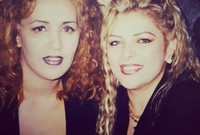 هاجرت إلى مصر منتصف التسعينيات لتلتقى بالموسيقار هاني مهنى الذي أنتج لها ألبومين هما "وحياتي عندك" و"أسهر مع سيرتك" اللذان زادا من شهرتها في مصر والوطن العربي
