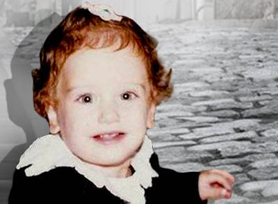  ليلي هازال كايا ولدت في 1 أكتوبر 1990 بمدينة عنتاب التركية، لأسرة مرموقة، إذ كان أبواها يعملان بالمحاماة وانفصلا حين كانت في السابعة من عمرها 