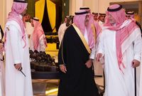 الأمير مقرن بن عبدالعزيز آل سعود والأمير بندر 
