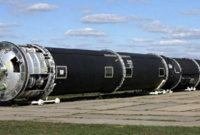 الصاروخ الباليستي العابر للقارات "أر- 36 أم 2" 
يعرف باسم "فويفود" ويطلق عليه حلف الناتو اسم "الشيطان" 
