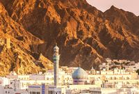 تتميز طبيعة عمان الجغرافية بالتنوع الكبير حيث تحتوي السلطنة على عدد من الأودية والتي كانت مقصدًا للسكان منذ بداية قيام الحضارة في المنطقة
