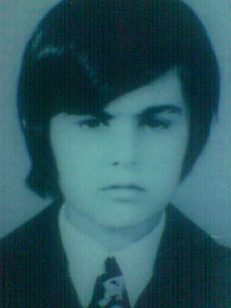 ولد باسل حافظ الأسد في 23 مارس عام 1962 كأكبر الأبناء الذكور للرئيس السوري حافظ الأسد وثاني أبناءه بعد بشرى الأسد
