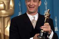 وقد حصل على جائزة أوسكار كأفضل ممثل للمرة الثانية عن أداءه الرائع في هذا الفيلم
