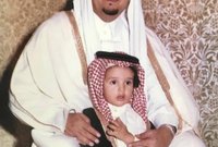 ولد في 16 إبريل عام 1973 بمدينة الرياض بالمملكة العربية السعودية وكان والده الملك فهد آنذاك وزيرًا للداخلية

