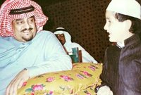 تولى والده حكم السعودية حينما كان عمره 9 أعوام عام 1982
