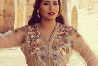 الفنانة المغربية هدى سعد، تعد من أشهر المغربيات اللاتي يرتدين القفطان بشكل دائم

