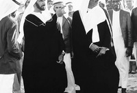 في اجتماع عقد بين الشيخ زايد بن سلطان آل نهيان، حاكم أبو ظبي، والشيخ راشد بن سعيد آل مكتوم، حاكم دبي، في قرية السميح الحدودية في فبراير 1968، اتفقا على حماية المنطقة بإقامة اتحاد يضم الإمارات الخليجية معًا
