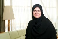 وهي أول سيدة إماراتية تشغل عضويّة في مجلس إدارة بنك البريطاني للشرق الأوسط، بالإضافةً لكونها عضوة في مجلس أمناء مؤسسة مبادرات محمد بن راشد آل مكتوم العالمية

