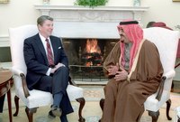 لقاء الرئيس الأمريكي رونالد ريغان مع الملك فهد بالبيت الأبيض عام 1985