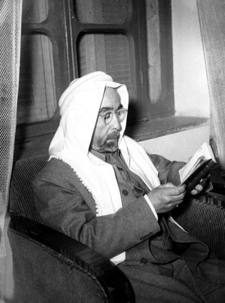 الملك عبدالله الأول، مؤسس المملكة الأردنية الهاشمية، ولد عام 1882 لملك الحجاز الشريف الحسين بن علي، وكان هو ابنه الثاني 
