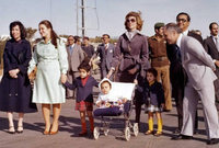 الملكة علياء والملك حسين برفقة أطفالهم