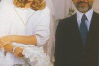 تزوجت من الملك حسين عام 1978 ليتحول اسمها إلى نور وتترك المسيحية وتعتنق الإسلام
