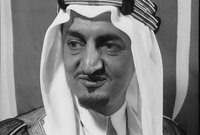 قادت السعودية حملة وقف تصدير البترول للدول المؤيدة لإسرائيل وعلى رأسها أمريكا كما قام الملك فيصل بخفض إنتاج الدولة للبترول بنسبة 18% 
