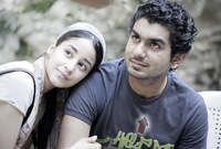 تزوجت عمران من الإعلامي البحريني خالد الشاعر في 8 أغسطس عام 2008، وكان عمرها 18 عاماً، وذلك بعدما استضافها في برنامجه "وناسة" وتبادلا الإعجاب بينهما لينتهي بالارتباط والزواج..
