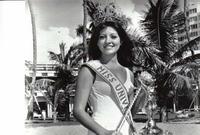 ولم يسمح لها بالحضور في مسابقة ملكة جمال الكون 1972، بعدما فرضت الحكومة قيودًا بسبب مخاوف من هجوم إرهابي
